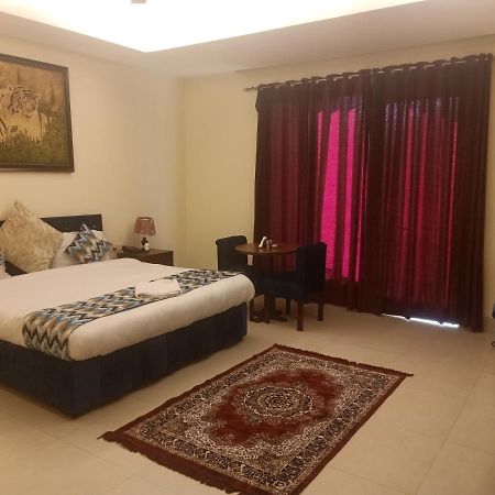 Hotel The Am Bliss Gurgaon Eksteriør bilde